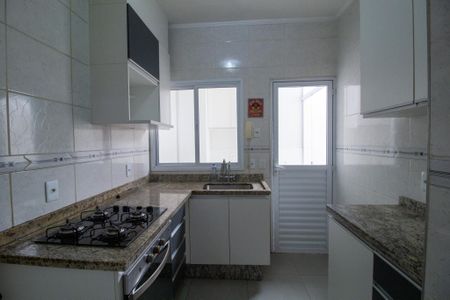 Casa de condomínio para alugar com 110m², 3 quartos e 2 vagasCozinha