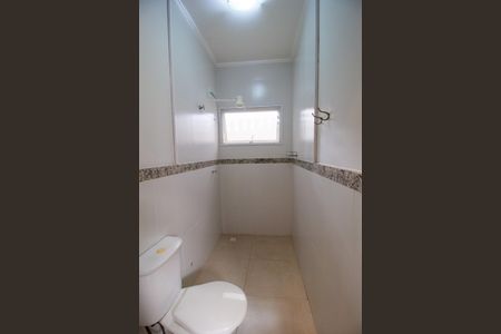 Casa de condomínio para alugar com 110m², 3 quartos e 2 vagasBanheiro da Suíte