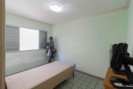 Casa à venda com 287m², 4 quartos e 2 vagas Casa à venda com 287m², 4 quartos e 2 vagasQuarto 2