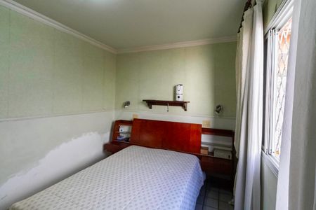 Casa à venda com 287m², 4 quartos e 2 vagas Casa à venda com 287m², 4 quartos e 2 vagasSuíte