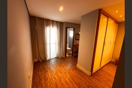 Apartamento à venda com 120m², 1 quarto e 3 vagasSuíte