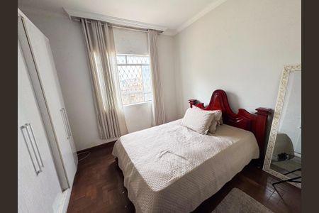 Apartamento à venda com 95m², 3 quartos e 1 vagaQuarto 2