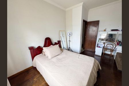 Apartamento à venda com 95m², 3 quartos e 1 vagaQuarto 2
