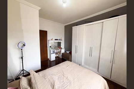 Apartamento à venda com 95m², 3 quartos e 1 vagaQuarto 2