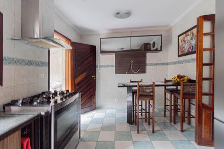 Casa à venda com 130m², 3 quartos e 2 vagas Casa à venda com 130m², 3 quartos e 2 vagasCozinha