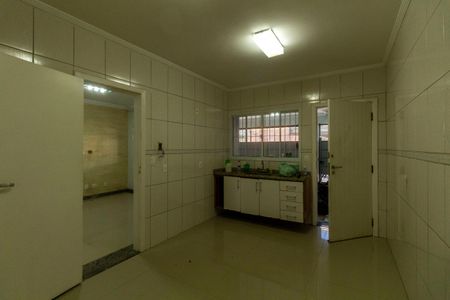 Casa à venda com 68m², 2 quartos e 2 vagasCozinha