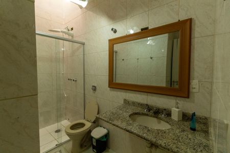 Casa à venda com 68m², 2 quartos e 2 vagasBanheiro