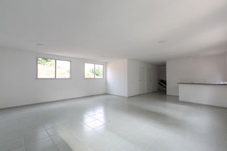 Apartamento para alugar com 43m², 2 quartos e 1 vagaÁrea comum - Salão de Festas