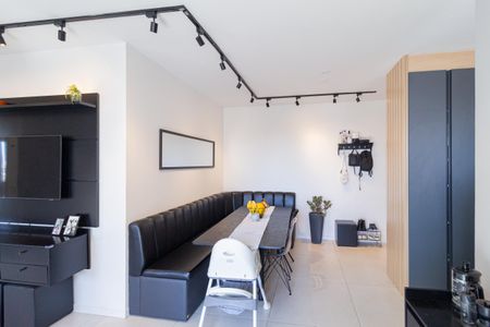 Apartamento à venda com 70m², 2 quartos e 2 vagasSala