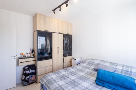 Apartamento à venda com 70m², 2 quartos e 2 vagasSuíte