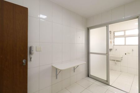 Apartamento à venda com 67m², 2 quartos e 2 vagasCozinha