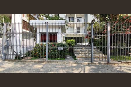 Apartamento à venda com 67m², 2 quartos e 2 vagasFachada