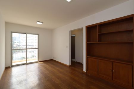 Apartamento à venda com 67m², 2 quartos e 2 vagasSala