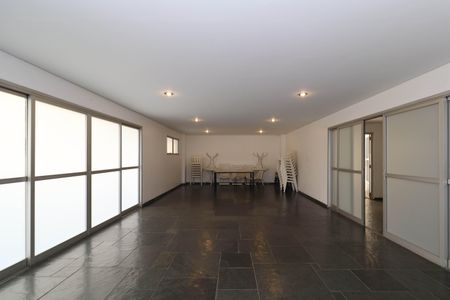 Apartamento à venda com 67m², 2 quartos e 2 vagasÁrea comum - Salão de Festas