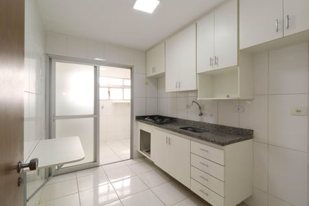 Apartamento à venda com 67m², 2 quartos e 2 vagasCozinha