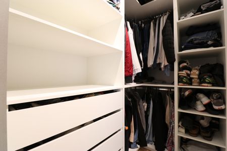 Apartamento à venda com 67m², 2 quartos e 1 vagaCloset