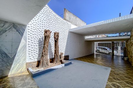 Casa à venda com 200m², 3 quartos e 4 vagasGaragem