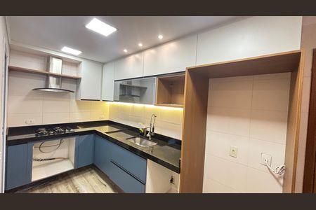 Apartamento à venda com 55m², 2 quartos e 1 vaga Apartamento à venda com 55m², 2 quartos e 1 vagaCozinha