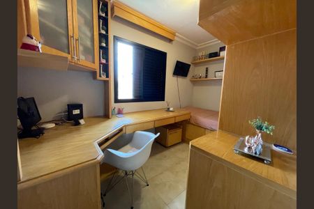 Casa à venda com 204m², 3 quartos e 2 vagasQuarto 