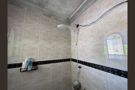 Casa à venda com 204m², 3 quartos e 2 vagasBanheiro Suíte 1