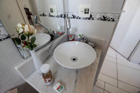 Apartamento à venda com 58m², 2 quartos e 1 vagaBanheiro