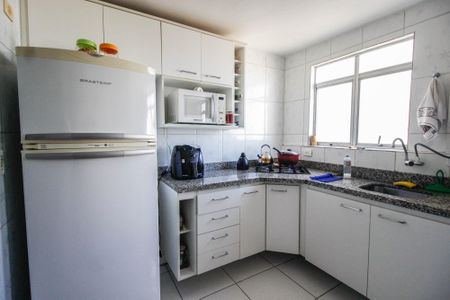 Apartamento à venda com 58m², 2 quartos e 1 vagaCozinha