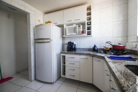 Apartamento à venda com 58m², 2 quartos e 1 vagaCozinha