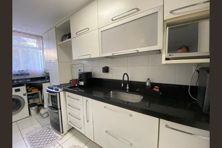 Apartamento à venda com 62m², 2 quartos e 1 vagaCozinha