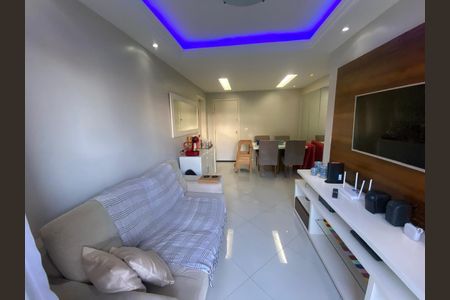 Apartamento à venda com 62m², 2 quartos e 1 vagaSala