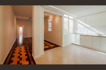 Apartamento à venda com 81m², 2 quartos e sem vaga Apartamento à venda com 81m², 2 quartos e sem vagaCozinha