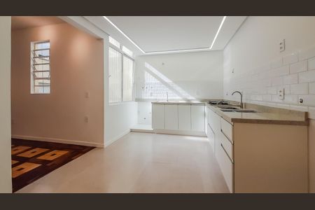 Apartamento à venda com 81m², 2 quartos e sem vaga Apartamento à venda com 81m², 2 quartos e sem vagaCozinha