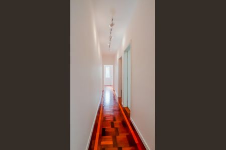 Apartamento à venda com 81m², 2 quartos e sem vaga Apartamento à venda com 81m², 2 quartos e sem vagaCorredor