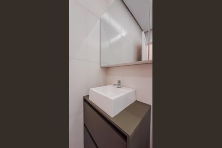 Apartamento à venda com 81m², 2 quartos e sem vaga Apartamento à venda com 81m², 2 quartos e sem vagaBanheiro