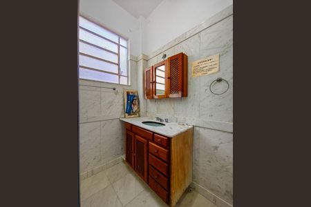 Casa para alugar com 506m², 10 quartos e 4 vagasBanheiro 7