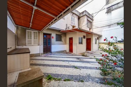 Casa para alugar com 506m², 10 quartos e 4 vagasQuintal