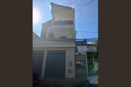 Apartamento para alugar com 70m², 2 quartos e sem vagaFachada e placa