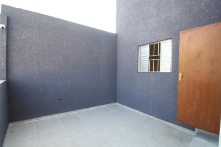 Apartamento para alugar com 70m², 2 quartos e sem vagaQuintal