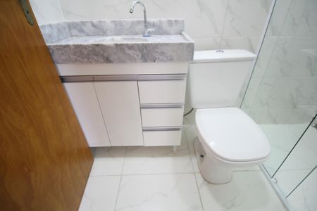 Apartamento para alugar com 70m², 2 quartos e sem vagaBanheiro