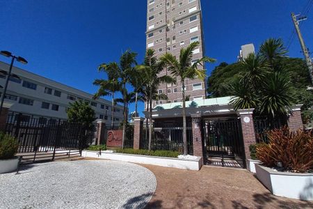 Apartamento para alugar com 110m², 2 quartos e 2 vagas Apartamento para alugar com 110m², 2 quartos e 2 vagasFachada e Portaria