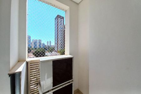 Apartamento para alugar com 110m², 2 quartos e 2 vagas Apartamento para alugar com 110m², 2 quartos e 2 vagasVaranda da suíte 2