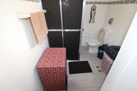 Casa à venda com 280m², 3 quartos e 2 vagasBanheiro 2