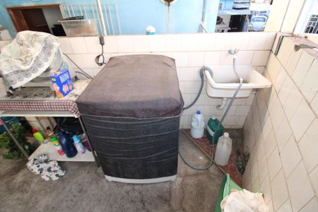 Casa à venda com 280m², 3 quartos e 2 vagasÁrea de Serviço