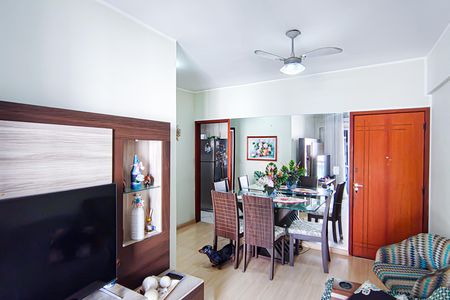 Apartamento à venda com 65m², 2 quartos e 1 vagaSala