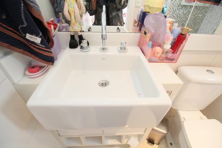 Apartamento à venda com 138m², 3 quartos e 2 vagasBanheiro da Suíte 2