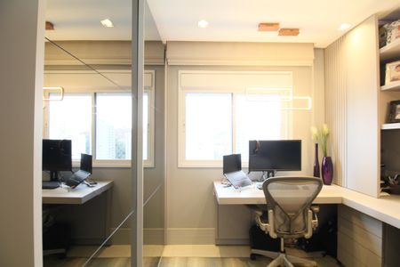 Apartamento à venda com 138m², 3 quartos e 2 vagasSuíte 3