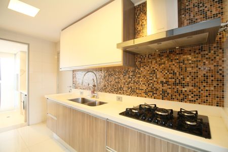 Apartamento à venda com 138m², 3 quartos e 2 vagasCozinha