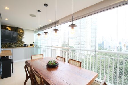 Apartamento à venda com 138m², 3 quartos e 2 vagasVaranda da Sala