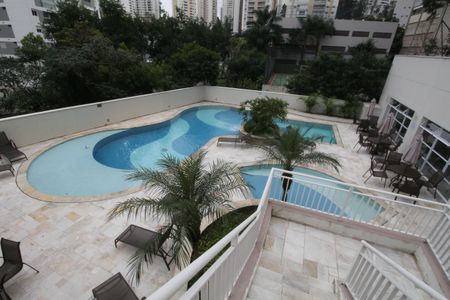 Apartamento à venda com 138m², 3 quartos e 2 vagasÁrea comum - Piscina