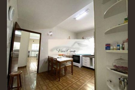 Casa à venda com 140m², 3 quartos e 2 vagas