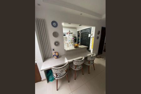 Casa à venda com 133m², 3 quartos e 2 vagas